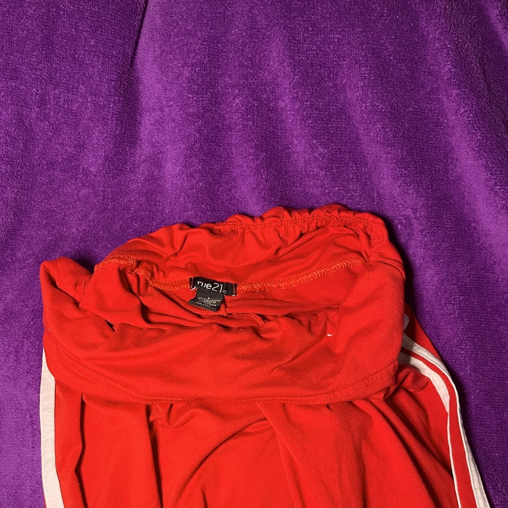 Red soft leggings